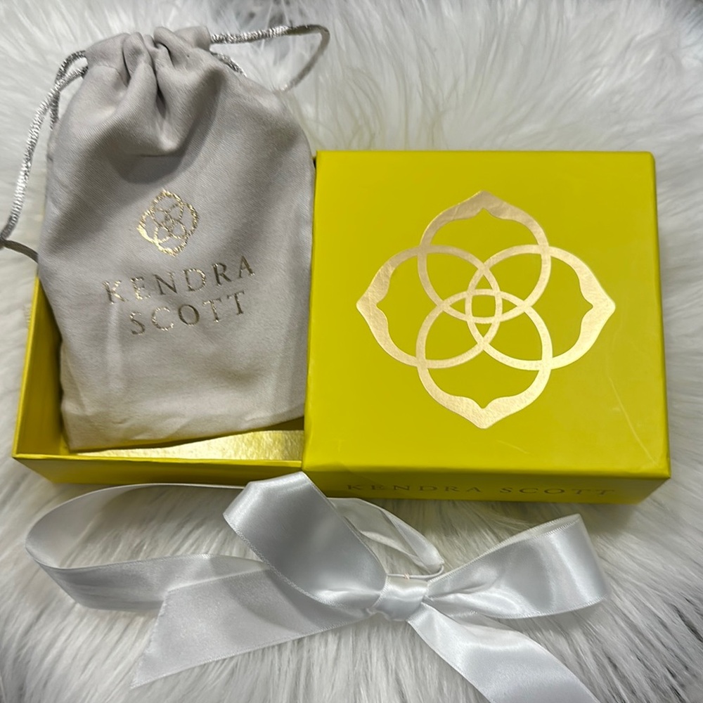 Kendra Scott Yellow Gift Box with Pouch